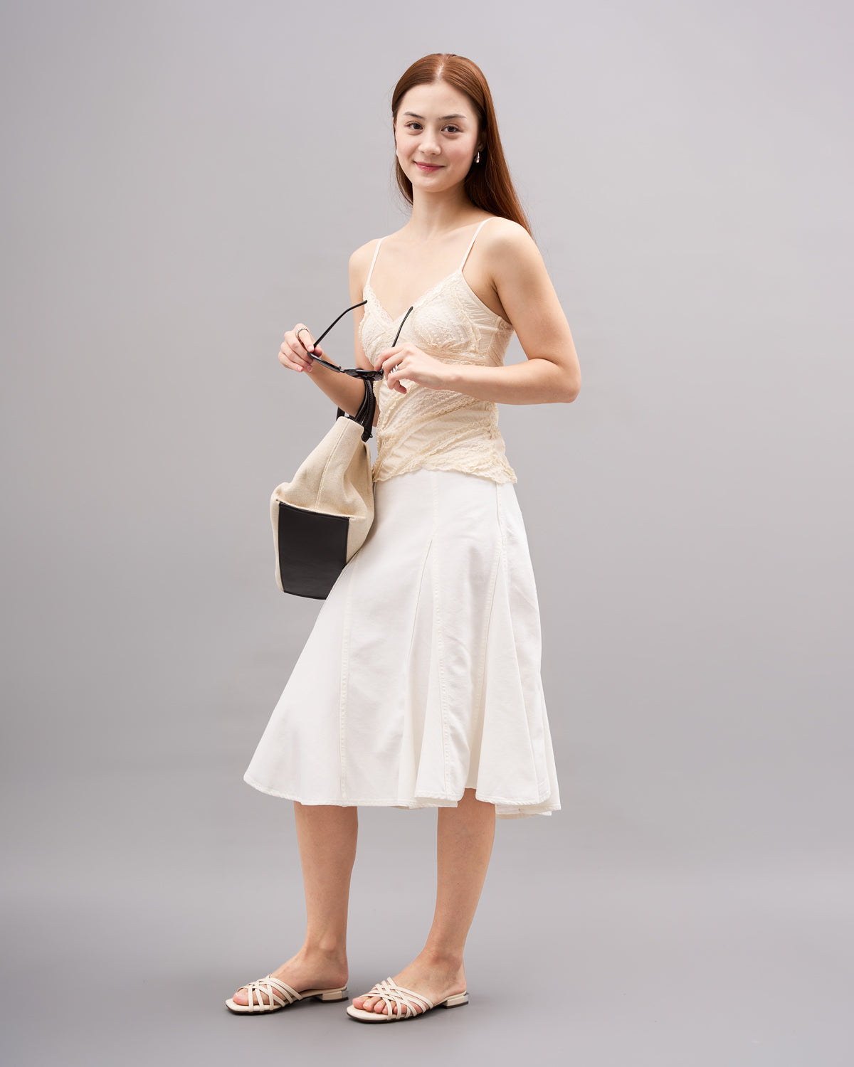 #color_ivory